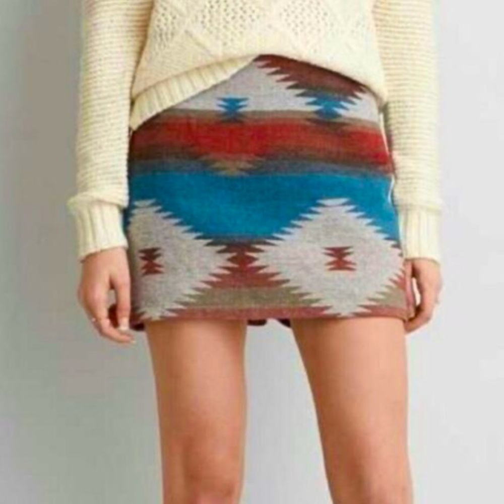 NWT AEO Aztec sweater skirt 12